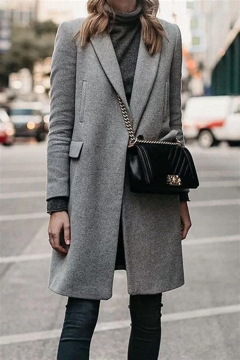 34 Awesome Women Grey Outfits Ideas To Keep Warm Stylish Winter Coats