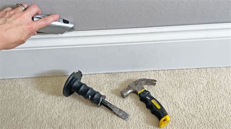 How To Remove Baseboards 6 Basic Steps Real Homes