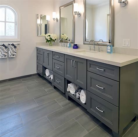What Colors Go With Gray Bathroom Cabinets