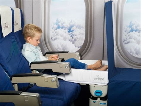 Check spelling or type a new query. Tolle Erfindung: Dieser Koffer wird im Flugzeug zum Bett für Kinder. Denn das Schlafen im ...