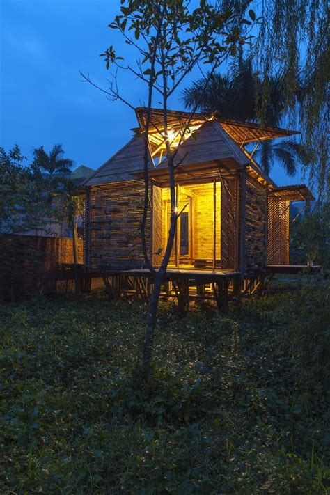 Low Cost Blooming Bamboo Home Built To Withstand Floods With Images