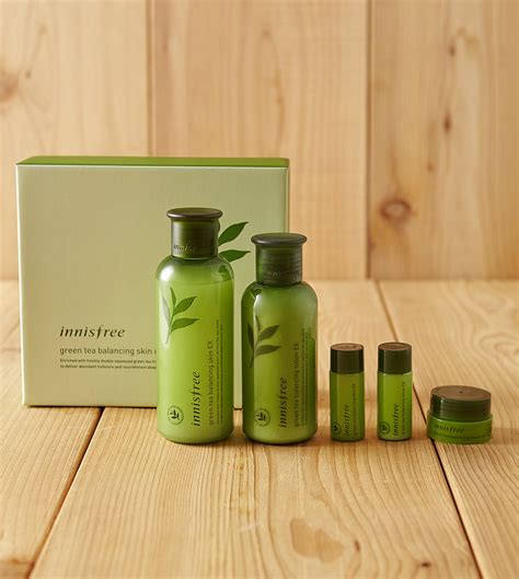 This product also comes in recyclable packaging. Bộ Dưỡng Trà Xanh Innisfree Green Tea Balancing Skin Care ...