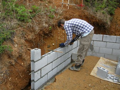 Making A Block Retaining Wall Part 2 Ady S Garden