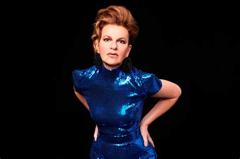 Sandra Bernhard Dishes On Snark Eavesdropping For Material