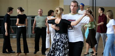 Good Reasons To Take Ballroom Dancing Lessons For Adults