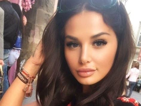 Zuzana plačková (29) patří jednoznačně mezi nejsledovanější české a slovenské influencery. Plačková naletela podvodníkom: Vysolila 600 eur za Nicki ...