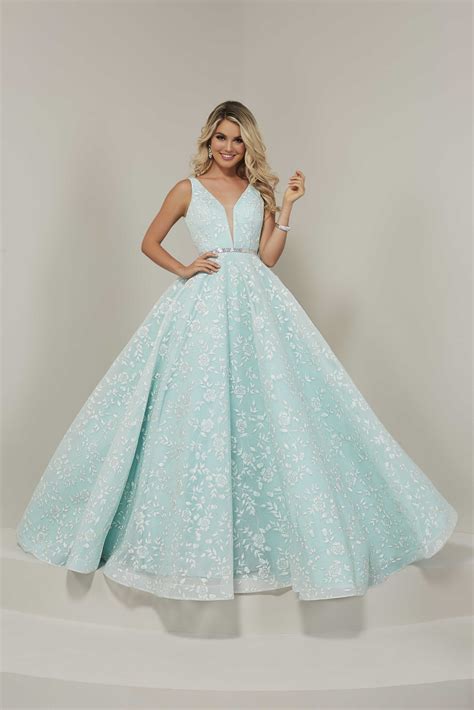 Tiffany Designs Prom New York Lace