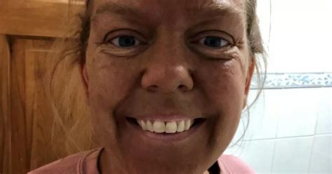 Mum Has Ross From Friends Moment As Double Spray Tan Goes Very Wrong