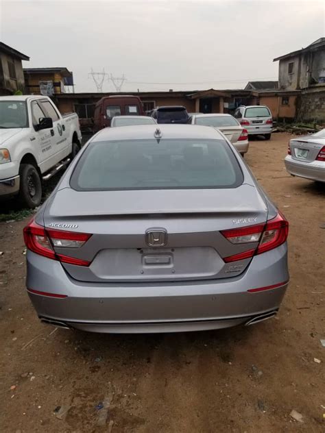 Call 07086878081 / clean 99 camry tiny light(toks) urgent sale @ jst 785k non. 2018 Honda Accord - Autos - Nigeria