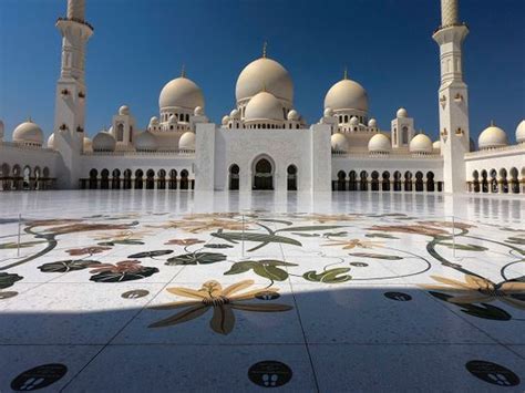 10 Incredible Abu Dhabi Landmarks Historic Forts Museums And