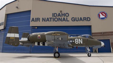 124th Fighter Wing Unveils A Specially Painted Heritage A 10 Air