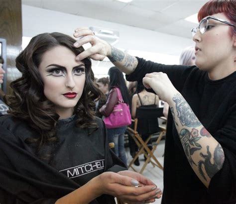 Best 10 Professional Makeup Artist Schools In The Usa