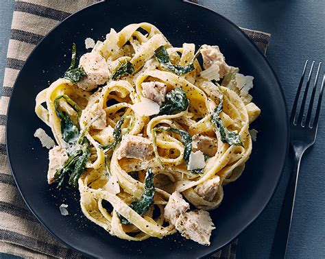 How To Make Chicken And Spinach Alfredo Chickenca