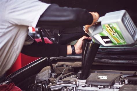 How To Know The Right Engine Oil For Your Car By Parkwell Medium