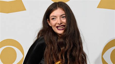 The Grammy Winning Singer Lorde Aka Ella Yelich Oconnor Impresses