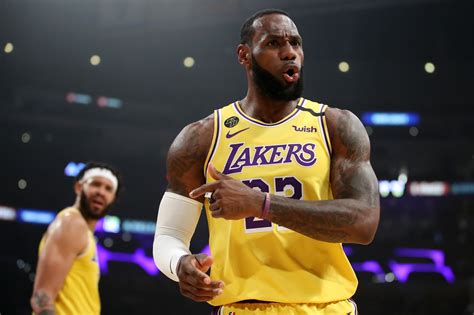 Lebron james 'came out unscathed' in first game back. Los Angeles Lakers: Why 2020 is LeBron James' most impressive season - Page 2