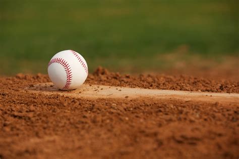baseball on the pitchers mound 2760x1840 coaching youth baseball and little league