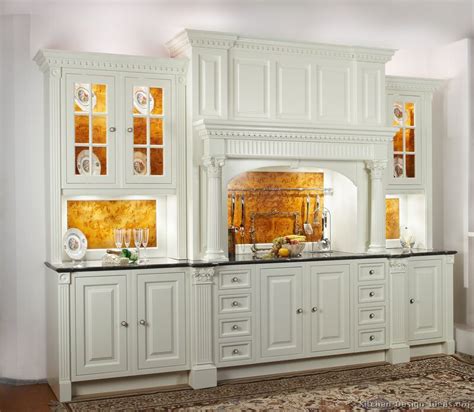 White kitchen cabinets offer the most timeless look and the one you'd least tire of over the years. Pictures of Kitchens - Traditional - White Kitchen ...