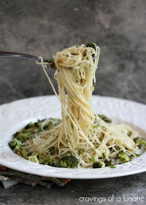 Pour chicken stock into skillet and bring to a simmer. Angel Hair Pasta with Shallots, Garlic, Broccoli and Lemon