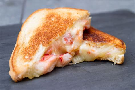 A Sandwich A Day Lobster Grilled Cheese At Lukes Lobster