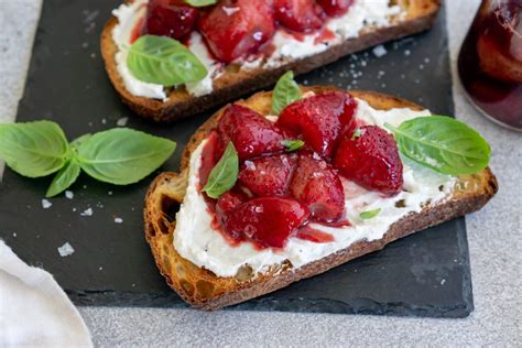 Balsamic Roasted Strawberries With Whipped Feta