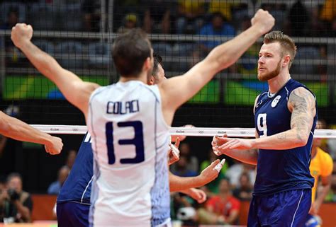 Jul 15, 2021 · olimpiadi 2021 gironi pallavolo: Le immagini della finalissima di pallavolo Italia-Brasile ...