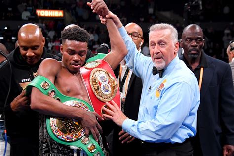 Como aficionado, ganó tres campeonatos nacionales consecutivos de estados unidos y representó a los estados unidos en los juegos olímpicos de 2012, donde alcanzó los cuartos de final; Errol Spence Jr vs Danny Garcia signed for Nov. 21 ...