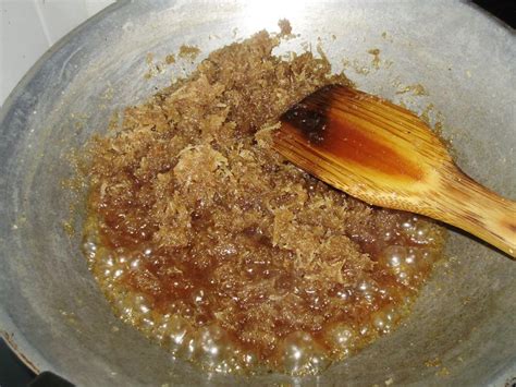 The malay kuih are selected on daily basis giving different tastes of the kuih everyday at every visit to this malay restaurant. Neeja Shamiza: Puteri Dua Sebilik