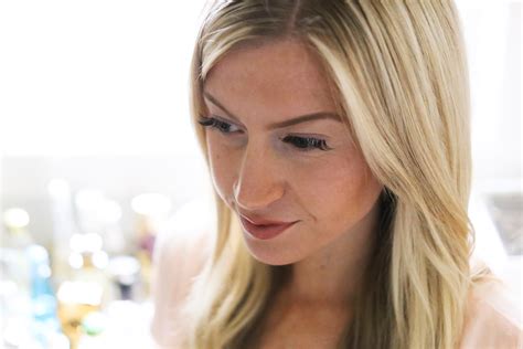 Apr 07, 2021 · these mink eyelash extensions come with a clear band. HOW TO APPLY EYELASH EXTENSIONS YOURSELF - Elle Apparel by Leanne Barlow