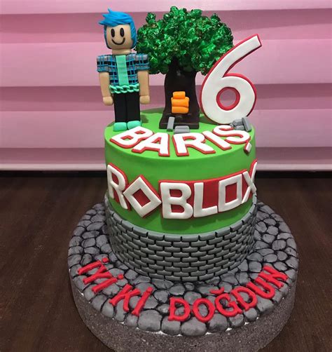 Roblox Bloxburg Birthday Cake