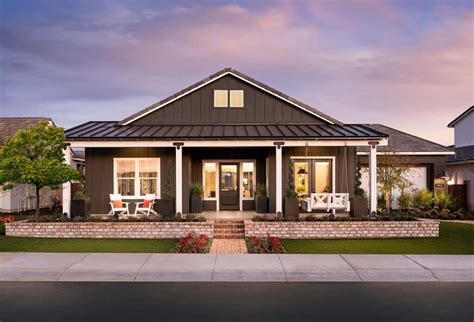 Best Modern Farmhouse Exterior Design To Enhance Your Home