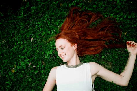Basic Makeup Tips For Redheads Best Colors For Red Hair — How To Be A
