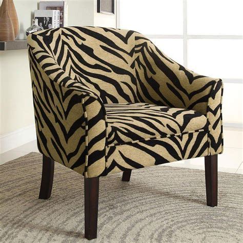 The casters let the chair move freely and the height is adjustable to fit your desk. 35 Elegant Animal Print Furniture Ideas For Living Room ...