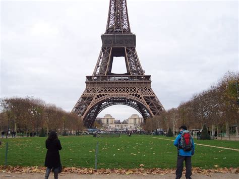 Paris Is Building A 22 Million Barrier Around The Eiffel