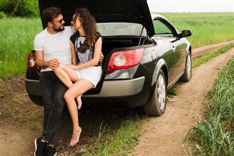 Free Photo Road Trip Concept With Young Couple