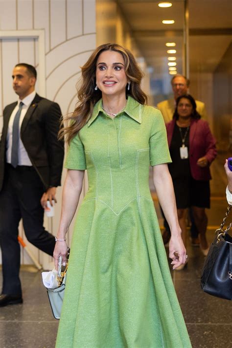 Queen Rania Of Jordans Best Fashion Moments