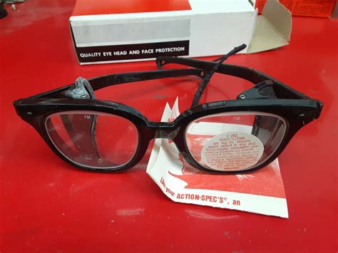 Mesh Side Guard Vintage Action Spec Safety Glasses