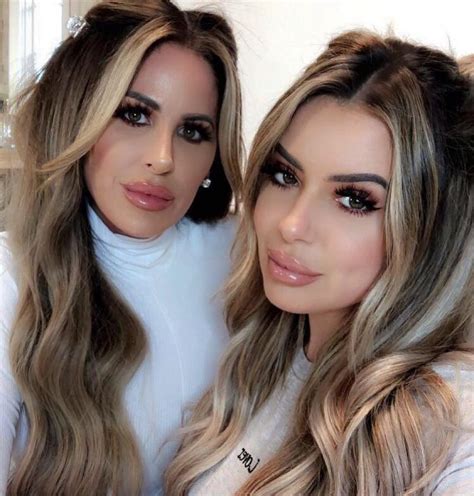 Kim Zolciak S Daughter Brielle Biermann 23 Poses In Bra And Thong After Claiming Tons Of
