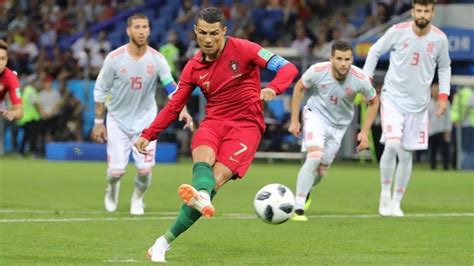 Ronaldo Amazing Free Kick Goal Against Spain Ronaldo Hat Trick