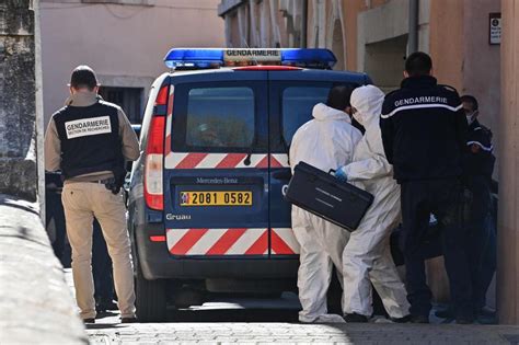 Femme Disparue Retrouvée Morte Sous Une Dalle - Le corps d’Aurélie Vaquier retrouvé sous une dalle dans l’Hérault : son