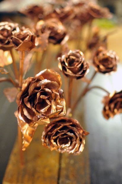 Copper Roses Click To Find The Diy On Rustic Wood