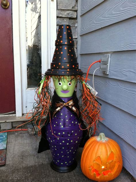 15 Ideas To Reuse Clay Pots For Halloween Crafts Homedesigninspired
