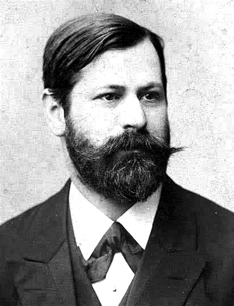 Sigmund freud, the father of psychoanalysis, was a physiologist, medical doctor, psychologist and influential thinker of the early twentieth century. Sigmund Freud, omul care a schimbat viziunea asupra ...