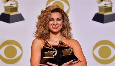 Tori Kelly Being Treated For Serious Blood Clots After Passing Out