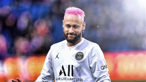 nejˈmaʁ dɐ ˈsiwvɐ ˈsɐ̃tus ˈʒũɲoʁ; Neymar Jr 2020 - Best Dribbling Skills - HD - YouTube