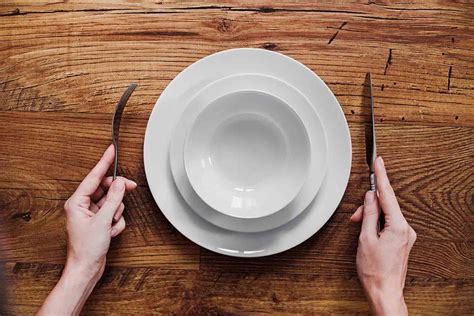 If you're at risk for an eating disorder, you shouldn't attempt any sort of fasting diet, advises taylor. Intermittent Fasting: Diet Puasa dengan Segudang Manfaat ...