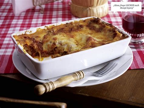 Das einfache rezept für eine original italienische bolognese. Lasagne bolognese Rezept | LECKER