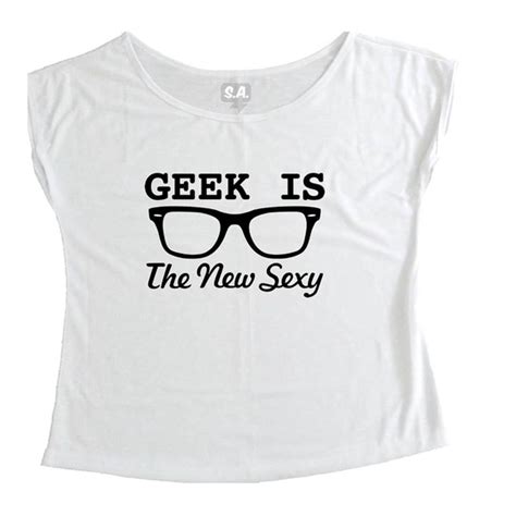 T Shirt Geek Is The New Sexy Elo7 Produtos Especiais