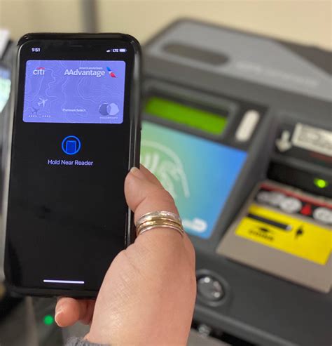 Contactless Payments of Fares Gets Slow Start in Miami, According to