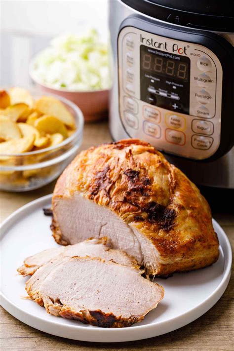 This roasted pork makes a quick transition from warm sunday dinner to cool monday lunch without compromising flavor. Easy 5-Ingredient Instant Pot Pork Roast - Made with ...